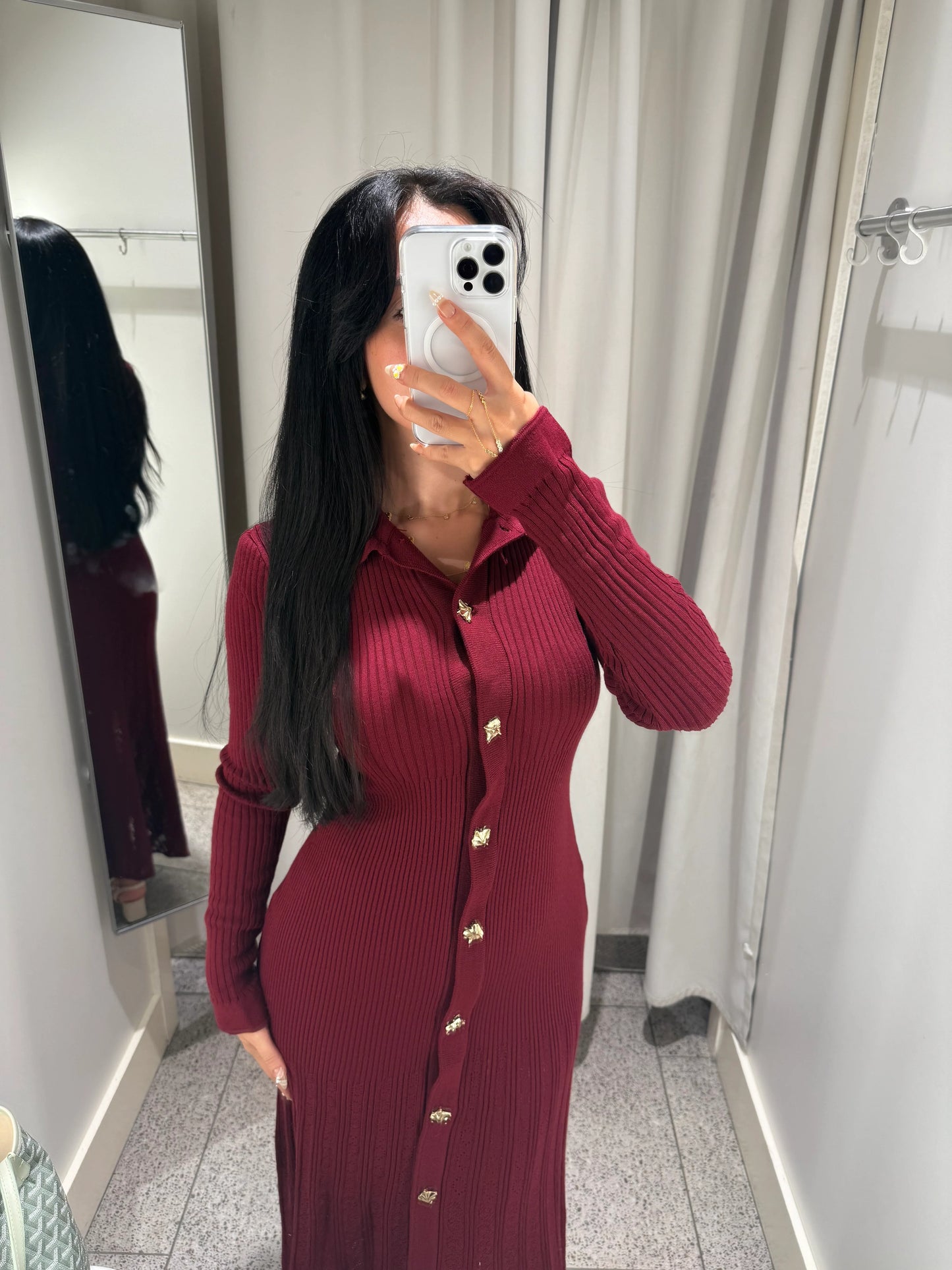 Robe Inaya